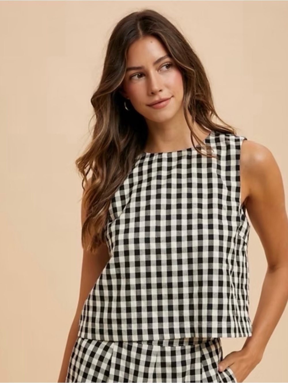 Black & White Gingham Sleeveless Top - Classic Women's Tank